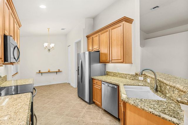 6223 Dorchester Way, Vero Beach, FL 32966