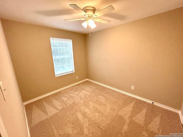 6404 ATTUCKS LN, San Antonio, TX 78238