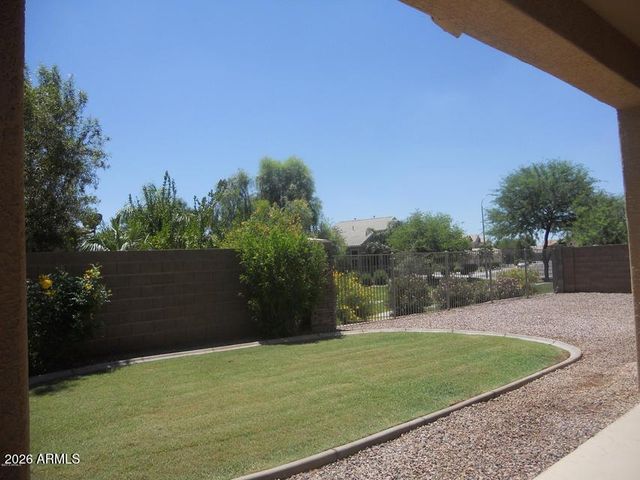 2417 E Iris Drive, Chandler, AZ 85286