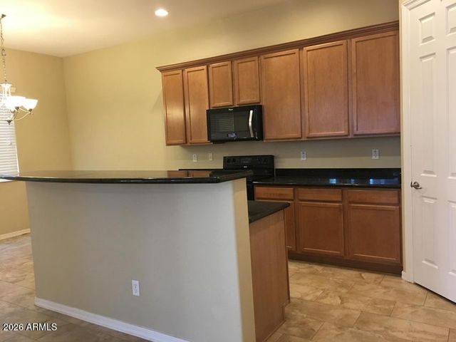 2417 E Iris Drive, Chandler, AZ 85286