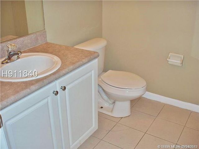 2120 NW 99th Way, Sunrise, FL 33322