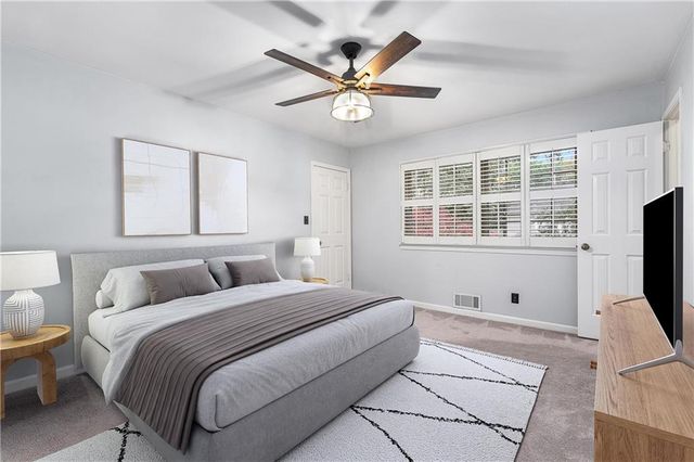 2751 Farmstead SE Road, Smyrna, GA 30080