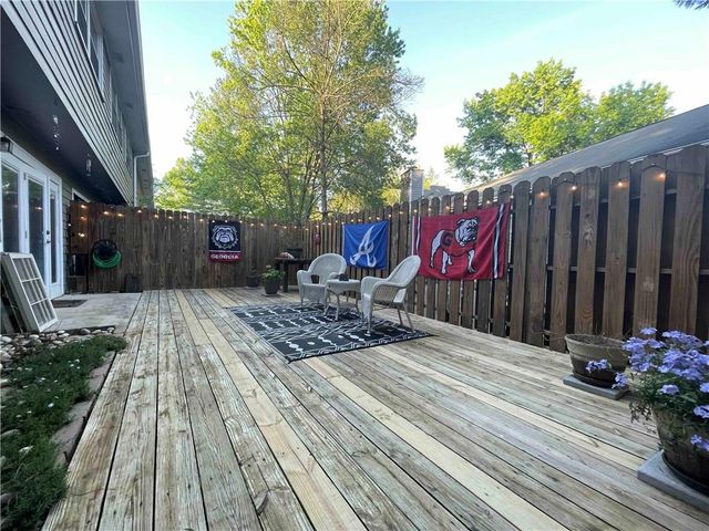 2751 Farmstead SE Road, Smyrna, GA 30080