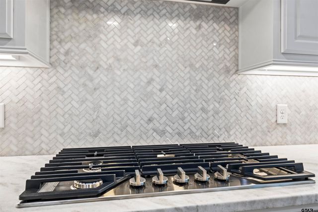 2945 Salado Creek Dr., Tyler, TX 75703