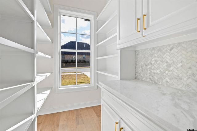 2945 Salado Creek Dr., Tyler, TX 75703