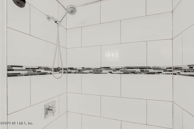 3811 AUTUMN LEAF Court, Jacksonville, FL 32246