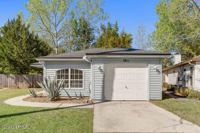 3811 AUTUMN LEAF Court, Jacksonville, FL 32246