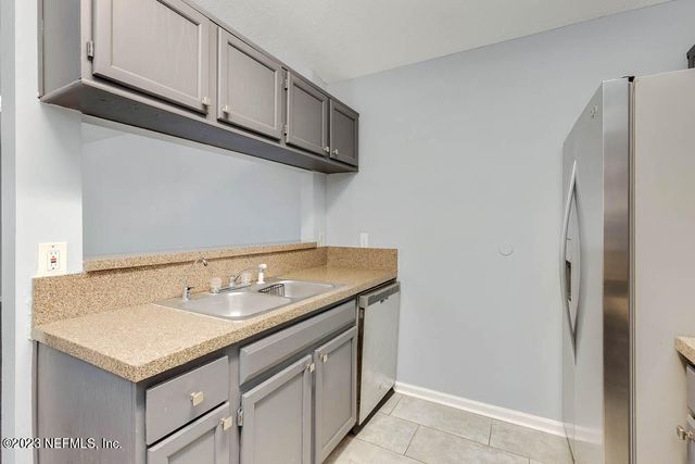 3811 AUTUMN LEAF Court, Jacksonville, FL 32246