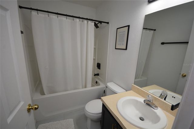 5453 PARADISE CAY CIRCLE, Kissimmee, FL 34746