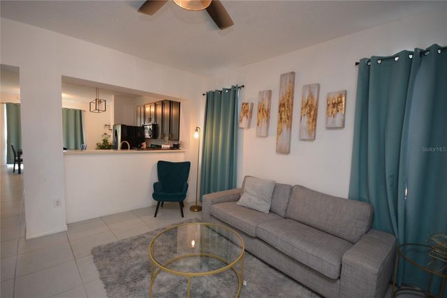 5453 PARADISE CAY CIRCLE, Kissimmee, FL 34746