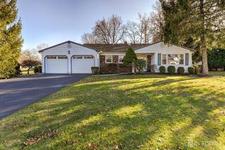 28 Chipper Drive, South Brunswick, NJ 08824