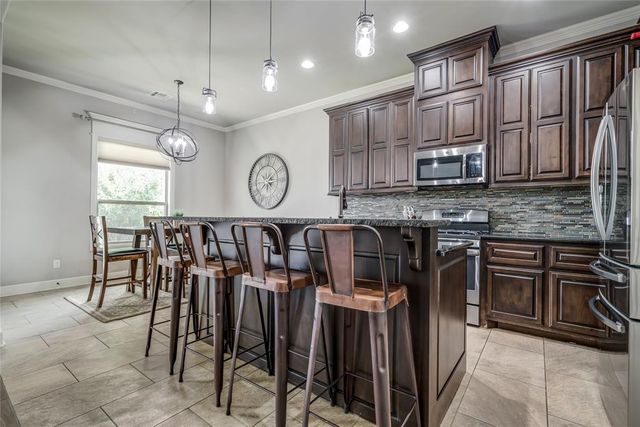 905 NW 189th Circle, Edmond, OK 73012