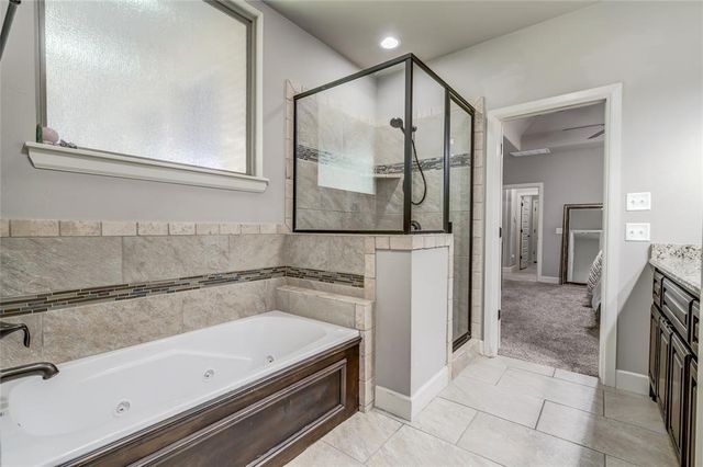 905 NW 189th Circle, Edmond, OK 73012