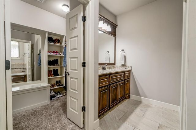 905 NW 189th Circle, Edmond, OK 73012