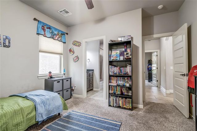 905 NW 189th Circle, Edmond, OK 73012