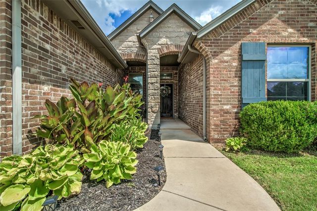 905 NW 189th Circle, Edmond, OK 73012