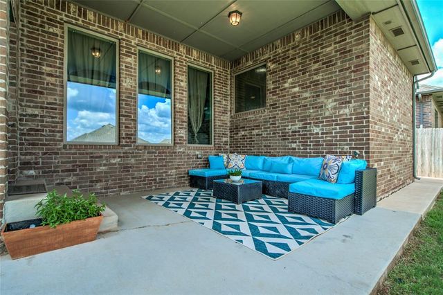 905 NW 189th Circle, Edmond, OK 73012