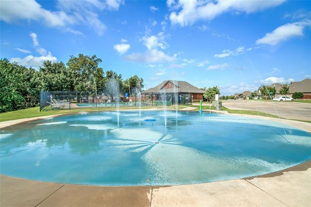905 NW 189th Circle, Edmond, OK 73012