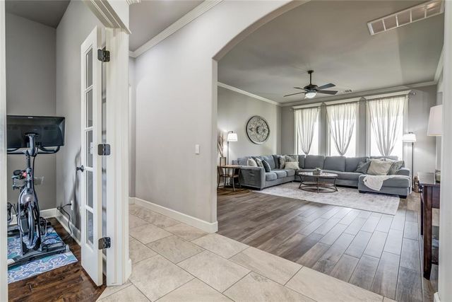 905 NW 189th Circle, Edmond, OK 73012