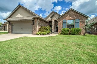 905 NW 189th Circle, Edmond, OK 73012
