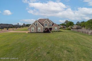 5345 E Pointe Drive, Southaven, MS 38672