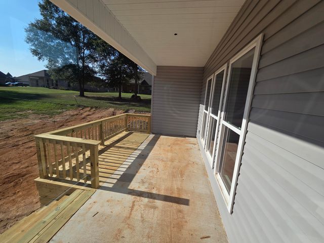 10 Harvard Oak, Hattiesburg, MS 39402