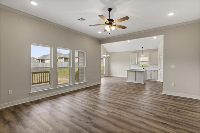 10 Harvard Oak, Hattiesburg, MS 39402