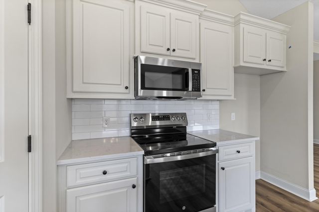 10 Harvard Oak, Hattiesburg, MS 39402