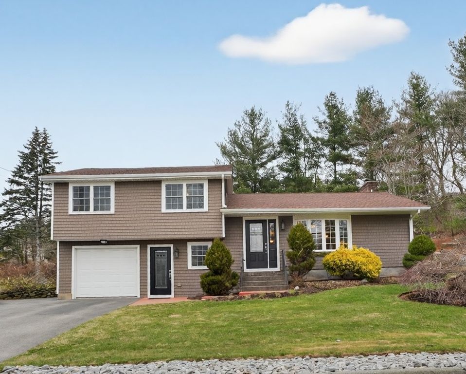 1221 Phenix Avenue, Cranston, RI 02921