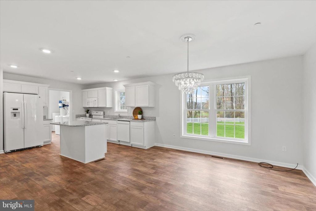 Image 10 of property listing at 9162 PEERLESS RD, Bishopville, MD 21813