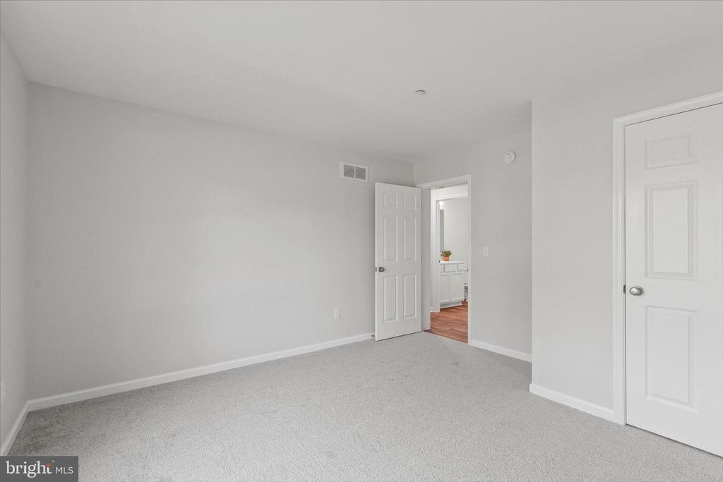 Image 20 of property listing at 9162 PEERLESS RD, Bishopville, MD 21813