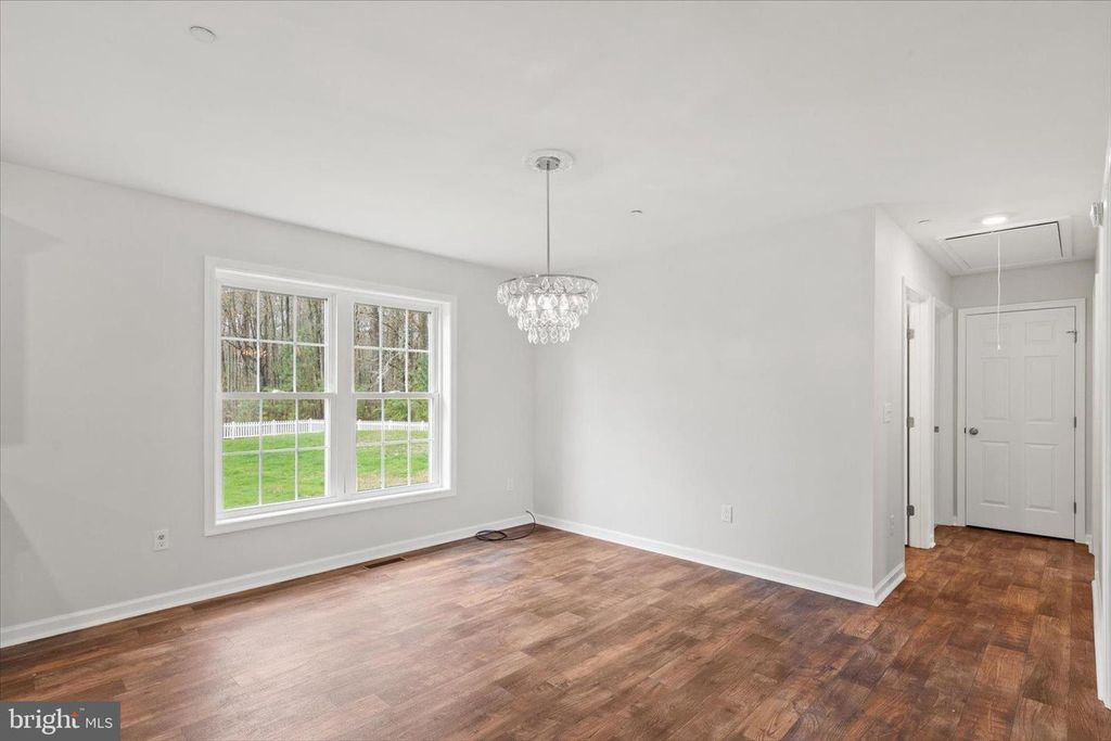 Image 9 of property listing at 9162 PEERLESS RD, Bishopville, MD 21813