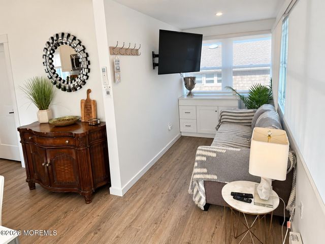 138 12th Avenue, Seaside Park, NJ 08752