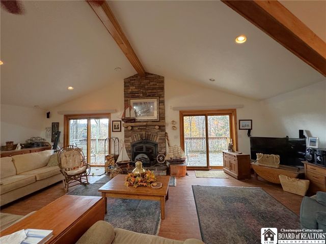 4174 Osborne Road, Pomfret, NY 14063