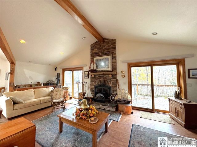 4174 Osborne Road, Pomfret, NY 14063