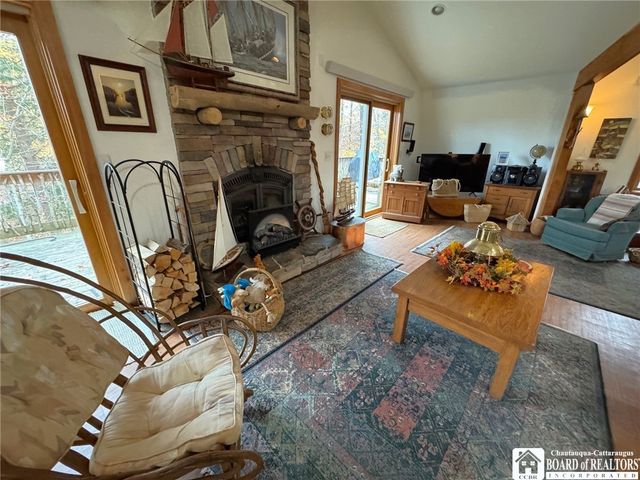 4174 Osborne Road, Pomfret, NY 14063