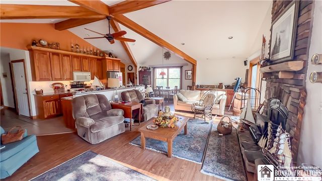 4174 Osborne Road, Pomfret, NY 14063