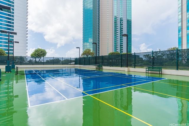 1177 Queen Street 1408, Honolulu, HI 96814