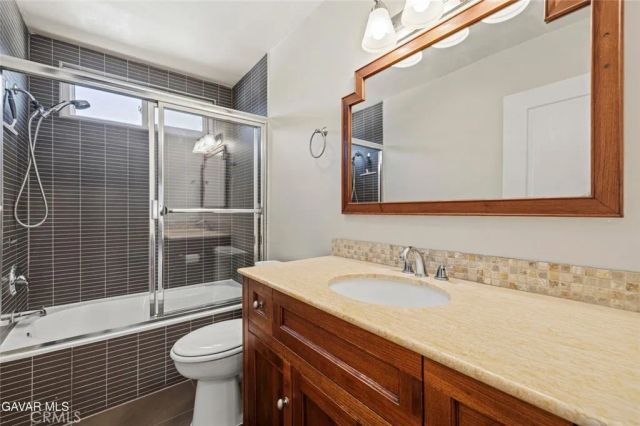 3220 Altura Avenue 220, Glendale, CA 91214