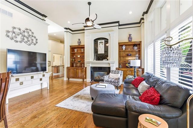 13236 Barton Street, Overland Park, KS 66213