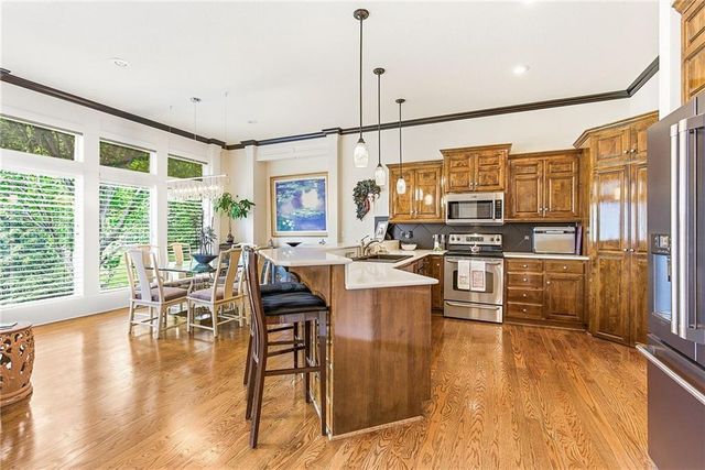 13236 Barton Street, Overland Park, KS 66213