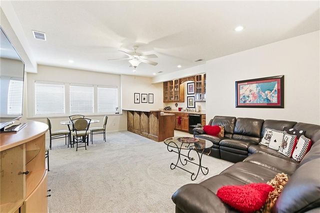 13236 Barton Street, Overland Park, KS 66213