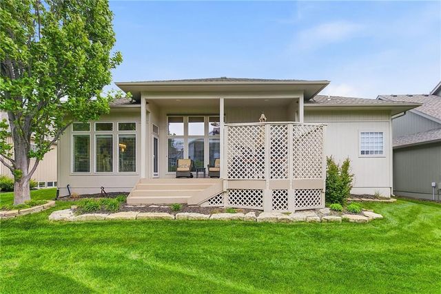 13236 Barton Street, Overland Park, KS 66213