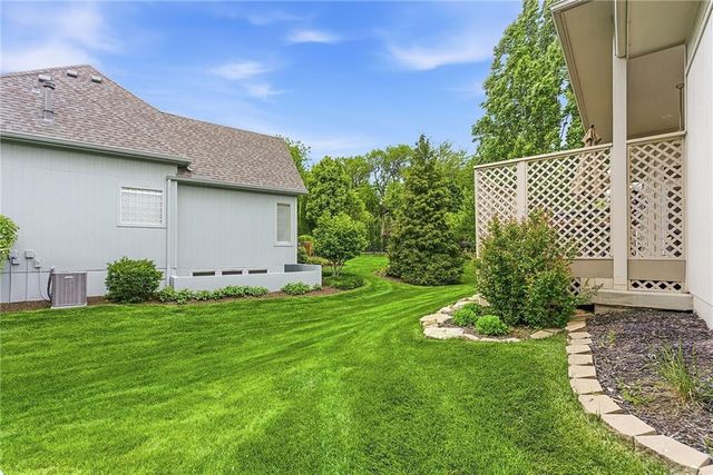 13236 Barton Street, Overland Park, KS 66213
