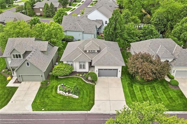 13236 Barton Street, Overland Park, KS 66213