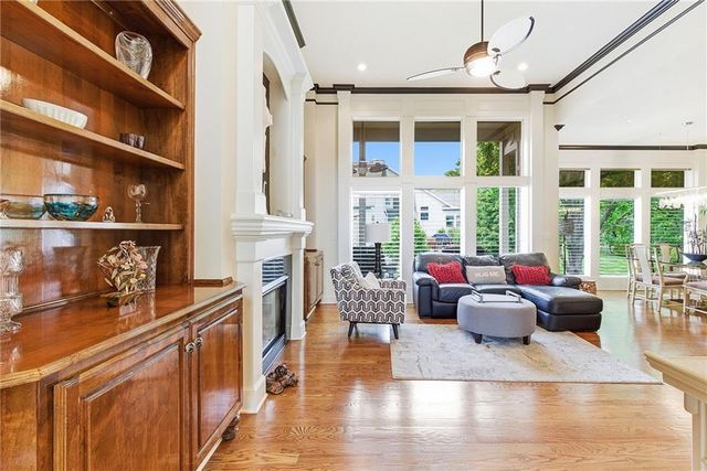 13236 Barton Street, Overland Park, KS 66213