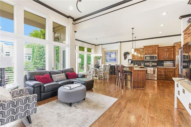 13236 Barton Street, Overland Park, KS 66213