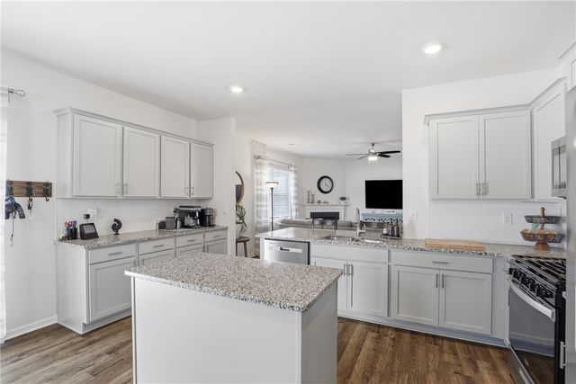 47 Oak Edge Lane, Greer, SC 29651