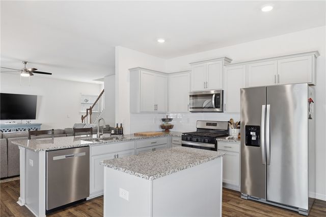 47 Oak Edge Lane, Greer, SC 29651