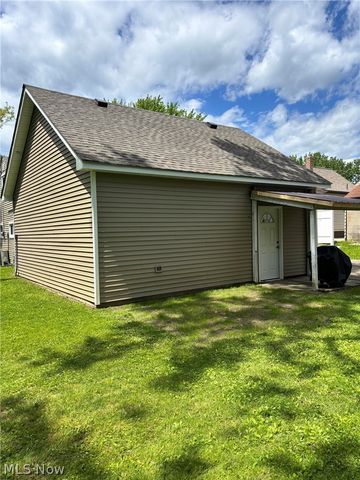 227 Westminster Avenue, Youngstown, OH 44515